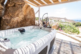 Dioni Mykonos
