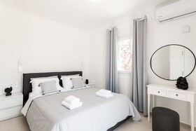 Dioni Mykonos