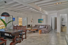 Elia Horizon Apartment