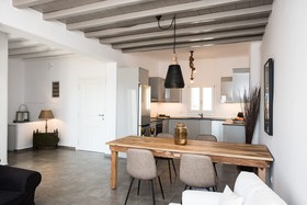 Elia Horizon Apartment