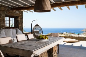 Elia Horizon Apartment