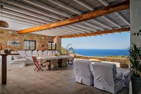 Elia Horizon Apartment
