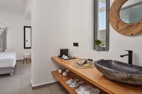 Ionic Suites