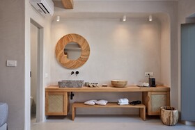 Ionic Suites