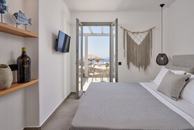 Ionic Suites