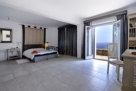 Lia Luxury Villa