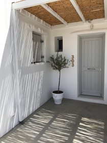Livin Mykonos Hotel