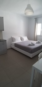 Lofos Apartments