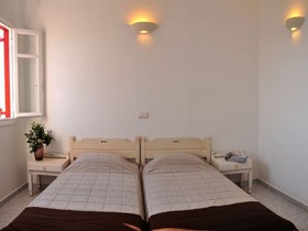 Loukas Pension