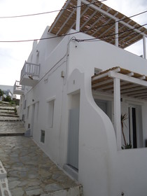 Madres Houses