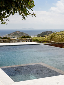 Myconian Platinum Villas
