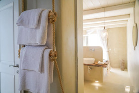 Mykonos High