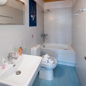 Mykonos Pro Care Suites