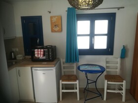 Mykonos Pro Care Suites