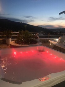 Mykonos Pro Care Suites