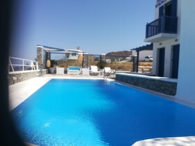 Mykonos Pro Care Suites