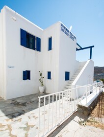 Mykonos Pro Care Suites
