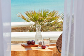 Mykonos Waves Beach