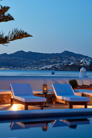 Mykonos Waves Beach