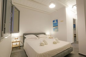 Nikoi Villas