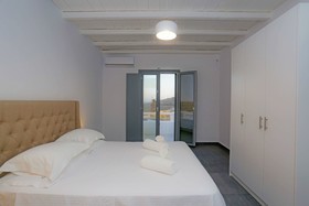 Nikoi Villas