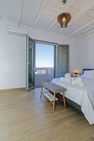 Nikoi Villas