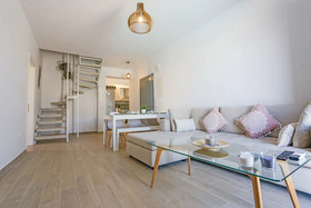 Nikoi Villas