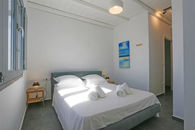 Nikoi Villas