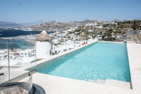 Numi Boutique Hotel