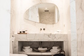 Numi Boutique Hotel