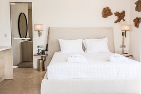 Numi Boutique Hotel