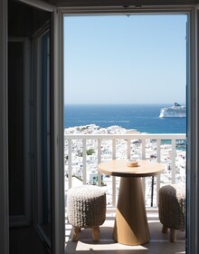 Numi Boutique Hotel