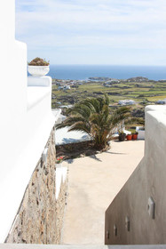 Sea & Stone Residence