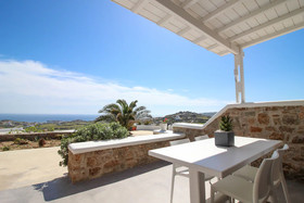 Sea & Stone Residence