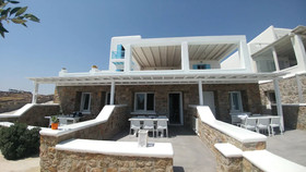 Sea & Stone Residence