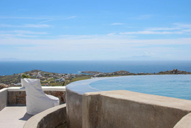 Sea & Stone Residence