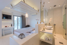 Myconian Sunrise Relais & Chateaux Hotel
