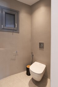 Sunset Hill Suites
