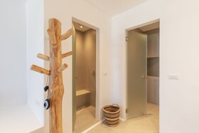Sunset Hill Suites