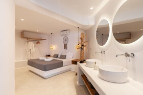 Sunset Hill Suites