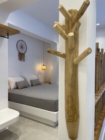 Sunset Hill Suites