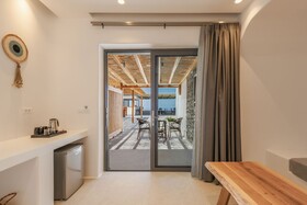 Sunset Hill Suites