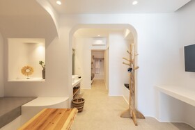 Sunset Hill Suites