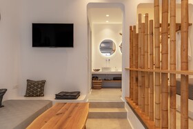 Sunset Hill Suites