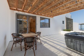Sunset Hill Suites