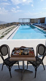 Sunset Hill Suites