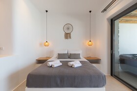 Sunset Hill Suites