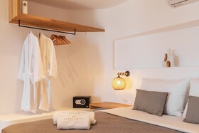 Sunset Hill Suites