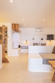 Sunset Hill Suites