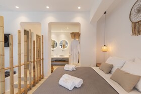 Sunset Hill Suites